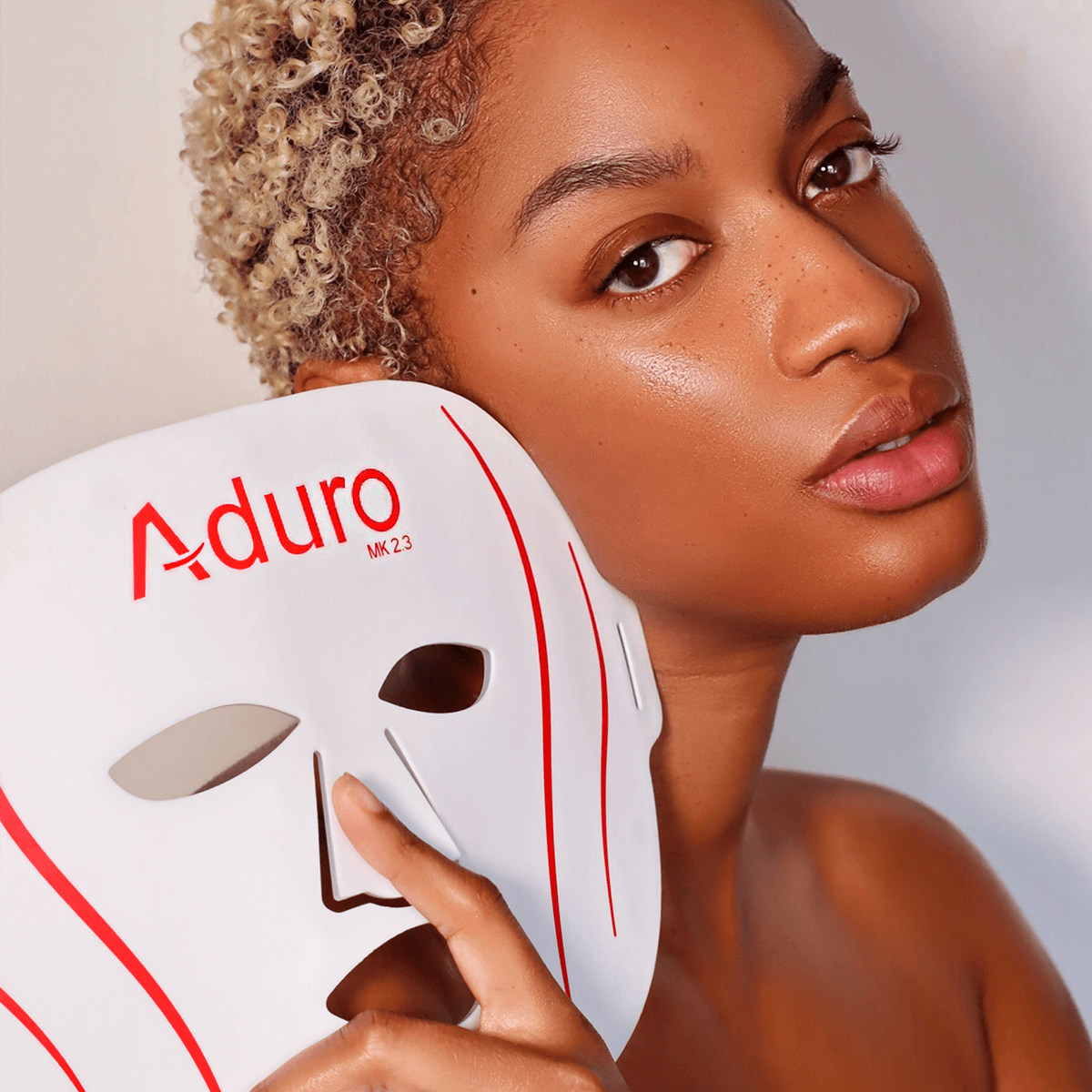Aduro Facial mask v1.0 Wrinkle reduction Anti-aging treatment Collagen production